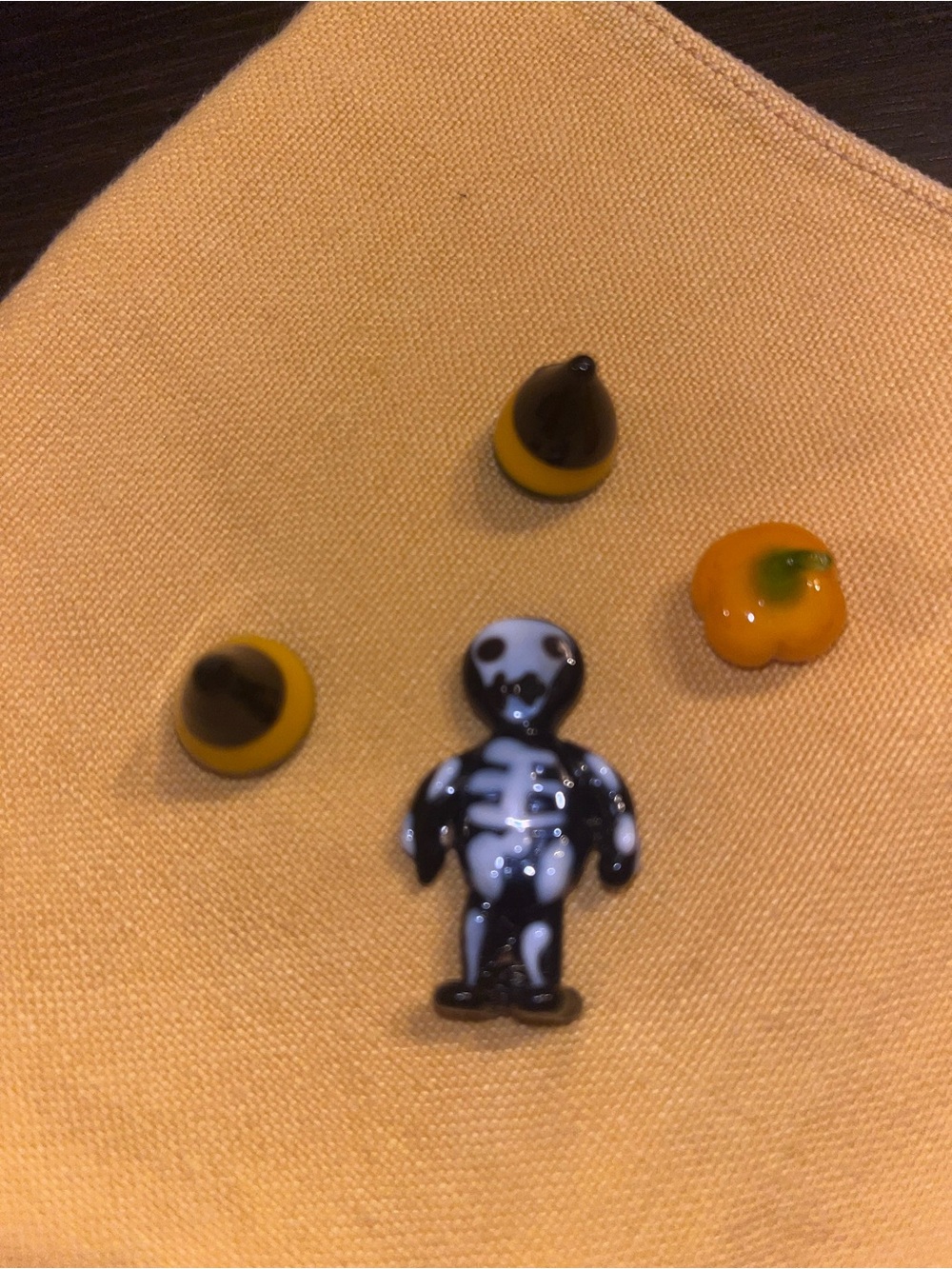 Vtg Miniature Lampwork Glass Halloween Figurines Set Skeleton Pumpkin Candy Corn